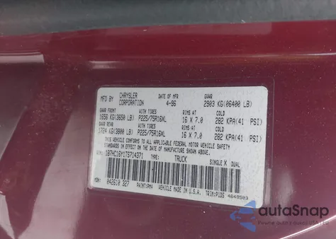 1996 Dodge Ram 1500 z USA, uszkodzony, nr VIN 1B7HC16Y1TS714371